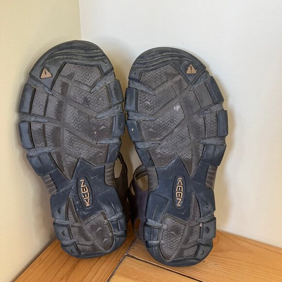 Keen Women's Naples Brown Leather Sandals Strappy Fisherman Style Comfort Travel - Picture 10 of 10